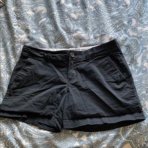 Size 2 old navy black shorts